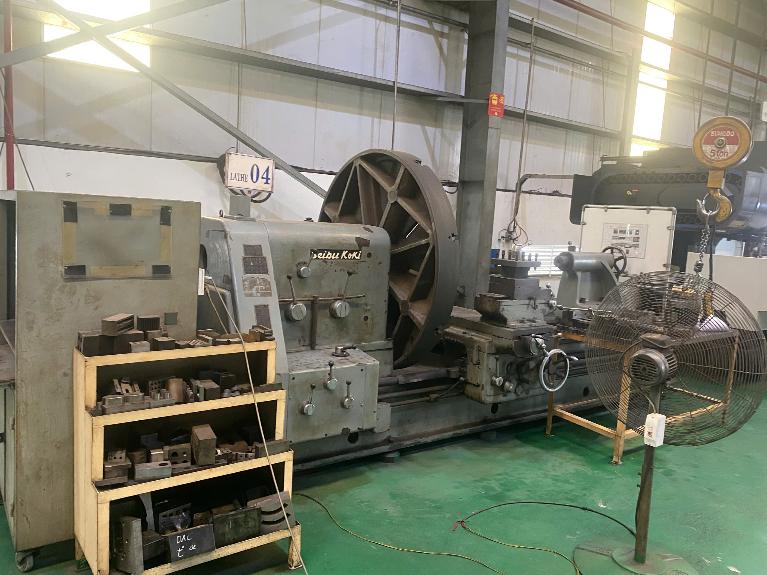 Lathe machine 3.jpg